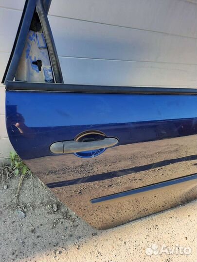 Дверь задняя правая Renault Scenic 2