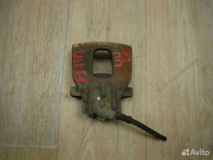 Суппорт тормозной передний ford Focus 1 2002