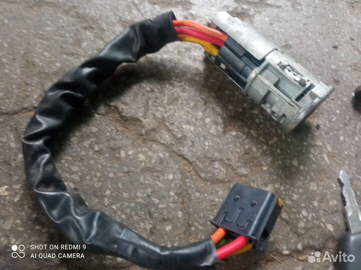 Замок зажигания Renault Logan 1