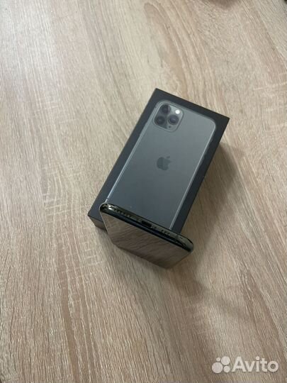 iPhone 11 Pro, 64 ГБ