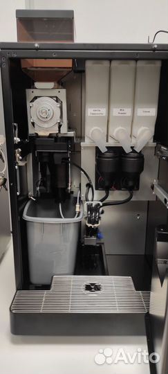 Профессиональная кофемашина для кафе Jetinno