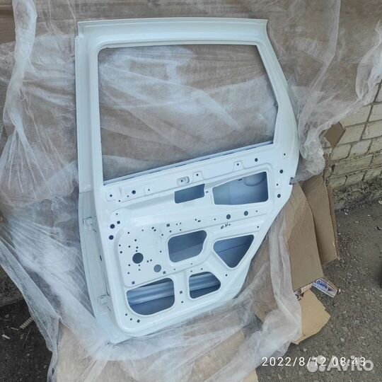 Дверь задняя правая Лада Гранта калина бел.обл