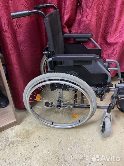 Коляска инвалидная