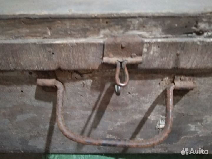 Старинный короб сундук