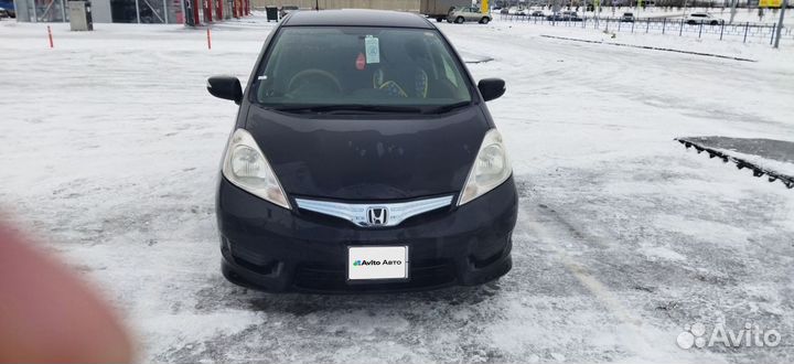 Honda Fit Shuttle 1.3 CVT, 2012, 114 000 км