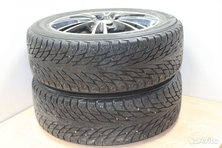 Nokian Tyres Hakkapeliitta R2 185/60 R15 88R