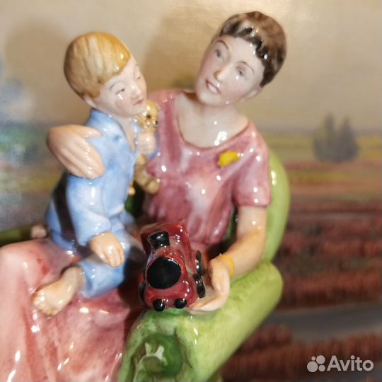 Royal Doulton.Когда я был маленький.Статуэтка