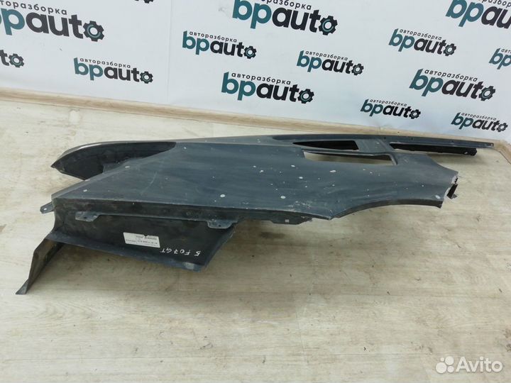 Крыло заднее правое накладка заднего крыла