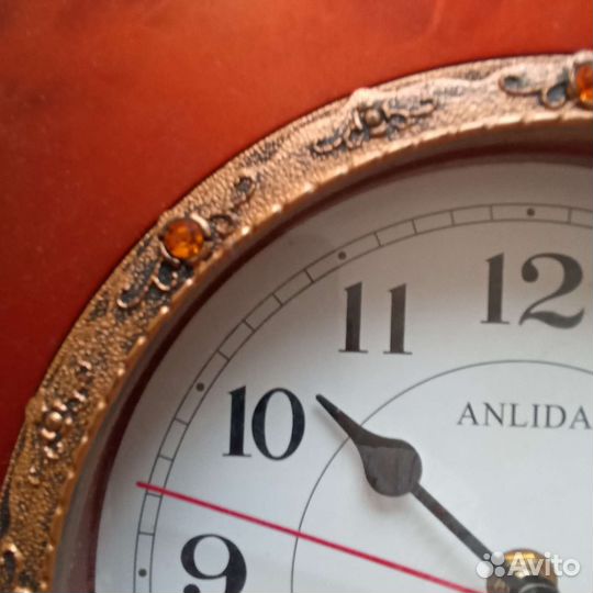 Часы электронные настенные СССР anlida