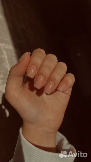 Наращивание ногтей на дому