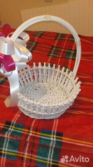 Корзина плетеная большая белая