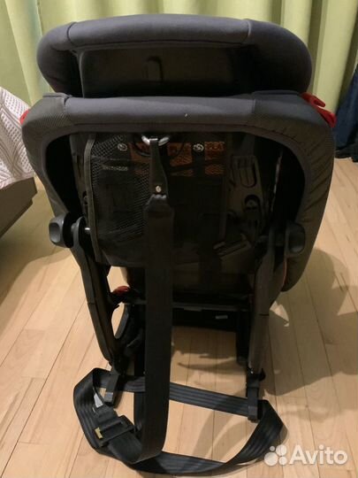 Автокресло Casualplay Beat Fix Playxtrem