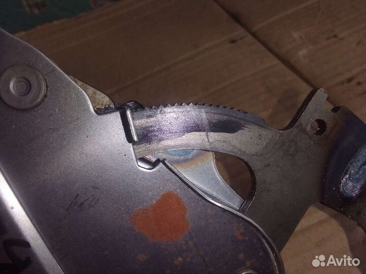 Рычаг стояночного тормоза Chevrolet Aveo T200