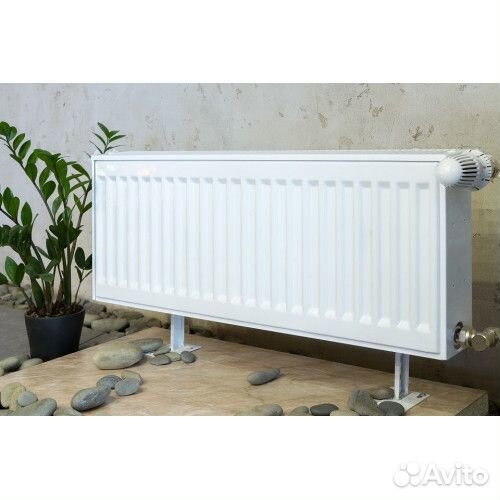 Радиатор стальной Buderus нижнее подключение