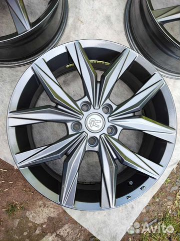 Комплект дисков R18 Volkswagen Tiguan