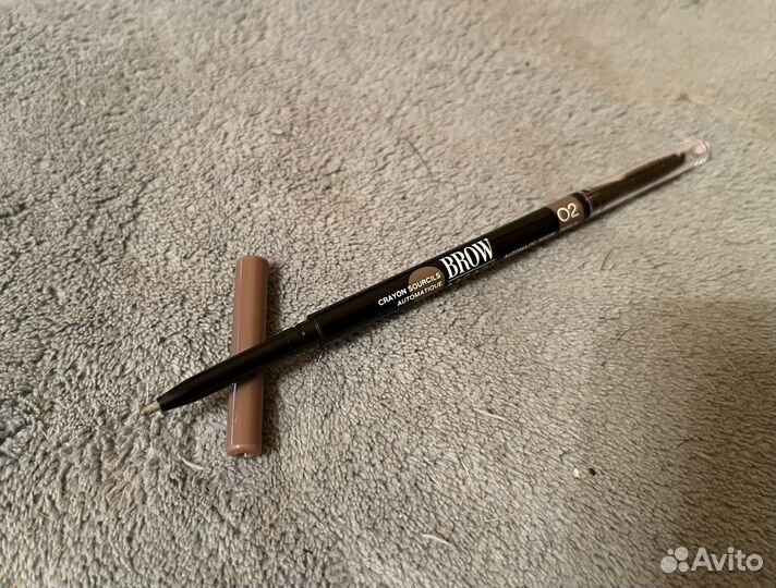 Карандаш для бровей vivienne sabo