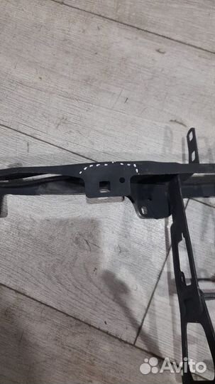 Суппорт фары левый Bmw 3 F30