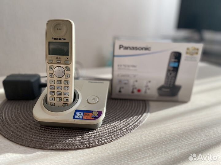 Телефон Panasonic стационарный