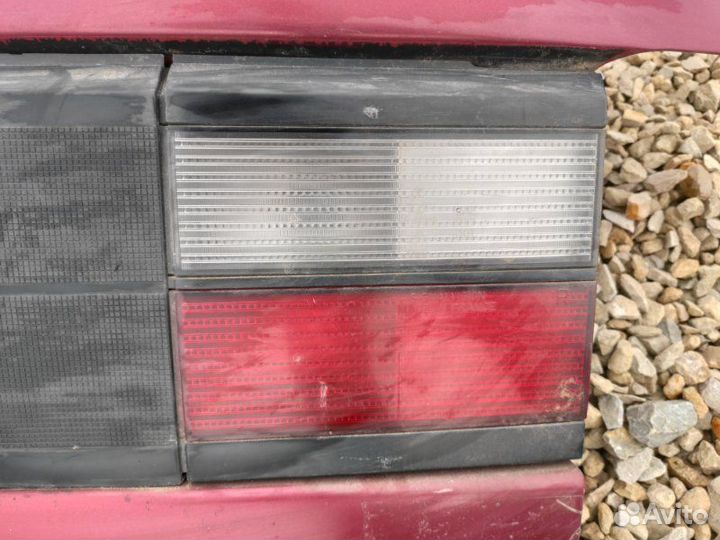 Фонарь задний правый Volkswagen Passat B3