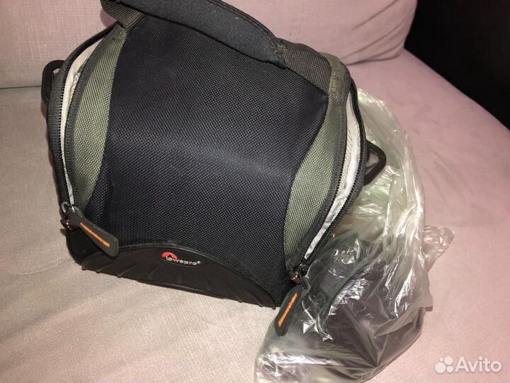 Зеркальный фотоаппарат