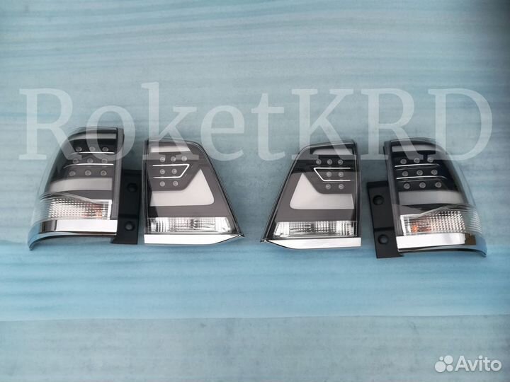 Фонари задние Toyota Land Cruiser 200 07-15 Белые