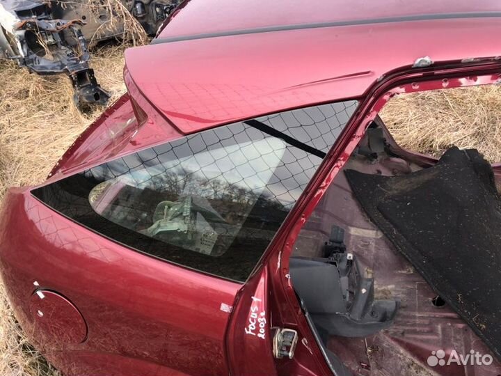 Крыло (четверть ) Ford Focus 1 хэтчбек 2004