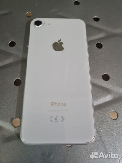 iPhone 8, 64 ГБ