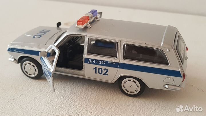 Машинка детская волга