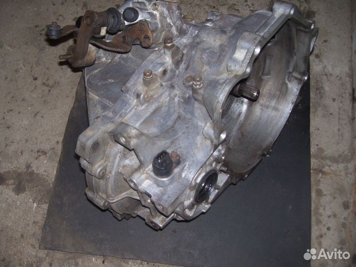 Митсубиси ланцер МКПП 1.3 4G13