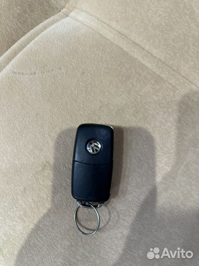 Штатный ключ Volkswagen Tiguan
