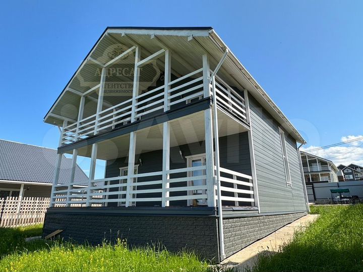 Дом 212,3 м² на участке 6 сот.