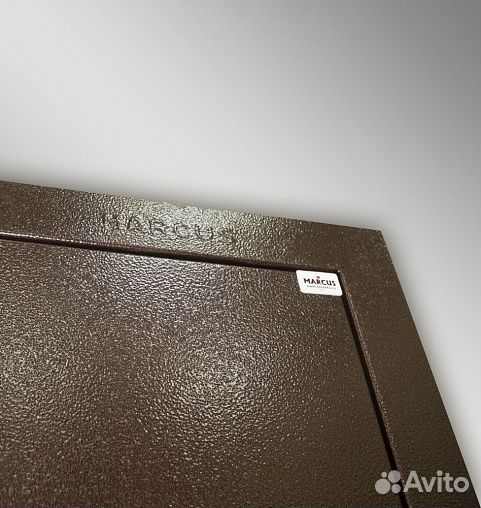 Металлическая входная дверь