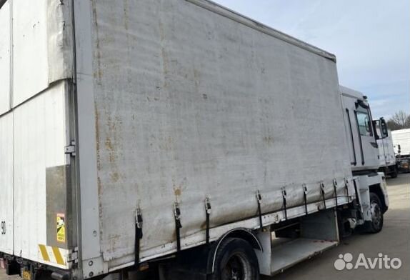 Pазбираем грузовик Renault Magnum II 1996-2001