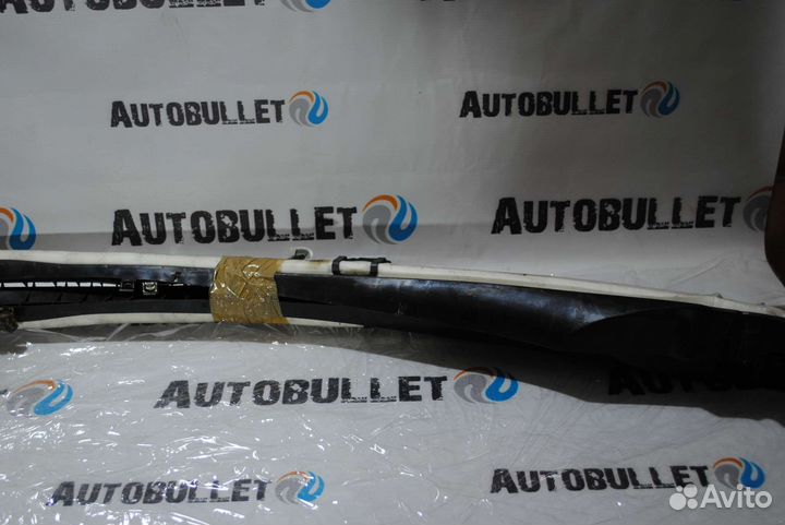 Шторка безопасности лев Mercedes w211 A2118602105