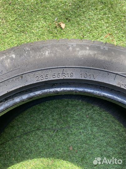 Thunderer Mach III R702 235/55 R19