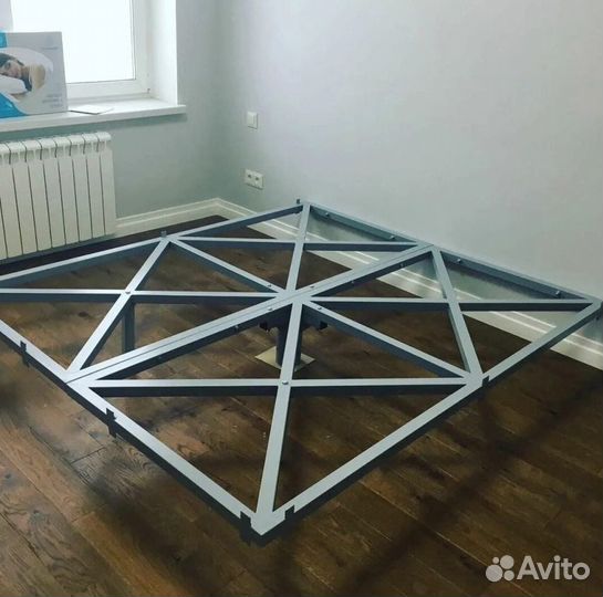 Парящая кровать от производителя