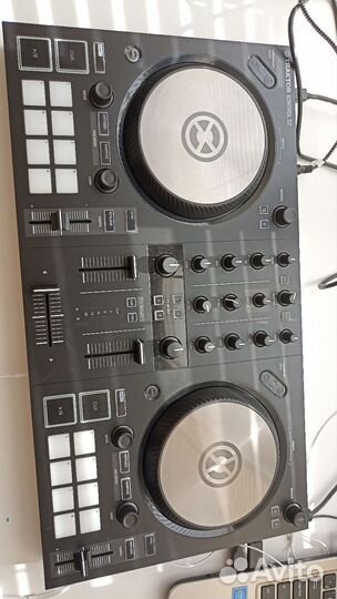 Dj контроллер traktor