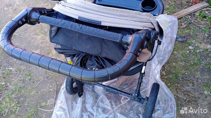 Коляска Baby Jogger City Elite