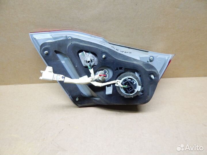 Фонарь задний правый Toyota Camry 50