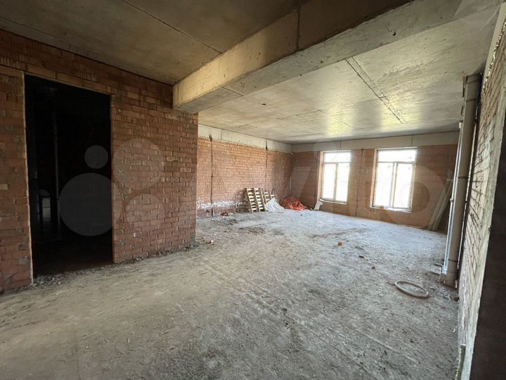 3-к. квартира, 101 м², 4/10 эт.