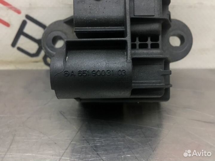 Реле свечей накала Mercedes Glc X253 OM651 2.2 CDI