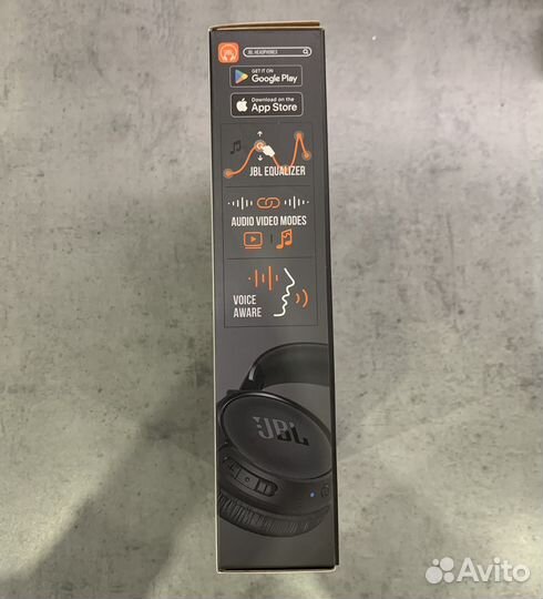 Беспроводные наушники JBL Tune 520BT