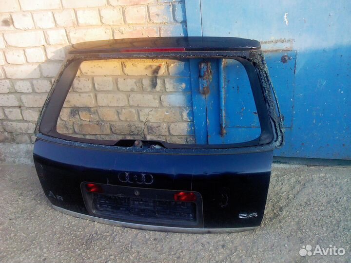 Ауди А6 С5 авант,универсал крышка багажника,дефект