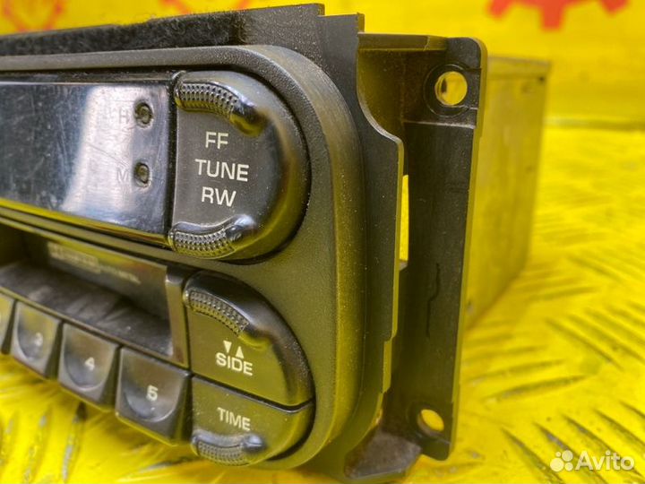 Магнитола Chrysler Voyager 4 2.4 EDZ 2001