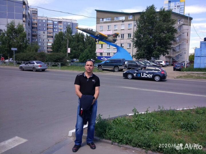 Инструктор по вождению автомобиля