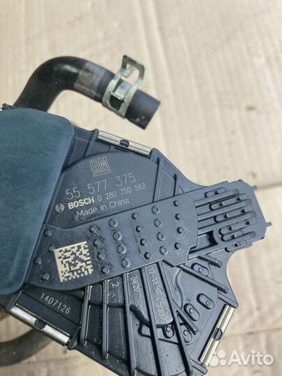 Дроссельная заслонка Шевроле Авео Т300 1.6л