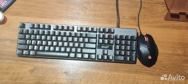 Компьютер с девайсами