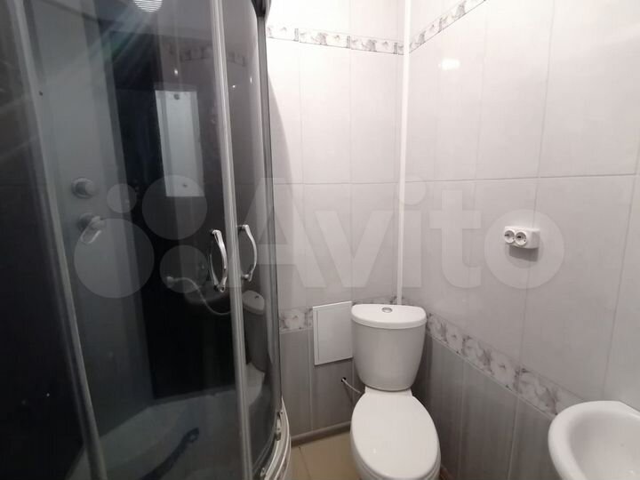 2-к. квартира, 55 м², 3/3 эт.