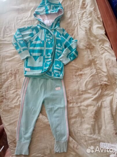 Спортивный костюм adidas для девочек