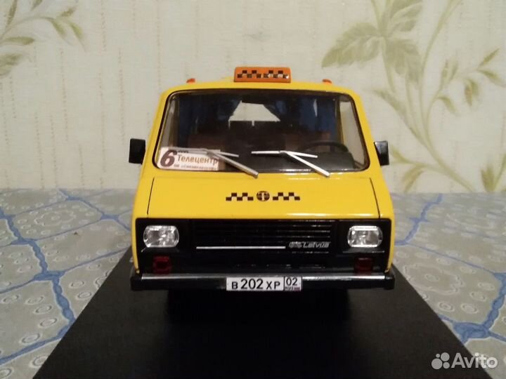 Раф-22038 ’Латвия 1:24 Hachette